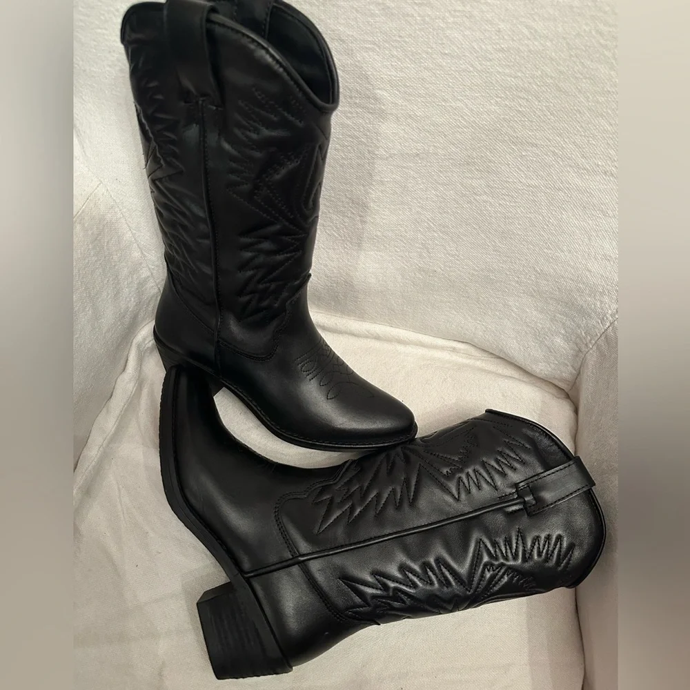 NWOT;Steve Madden Hayward Western Boot In Black⚫️ - Picture 7 of 7
